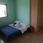 Cozy With Pool Access Apartamento