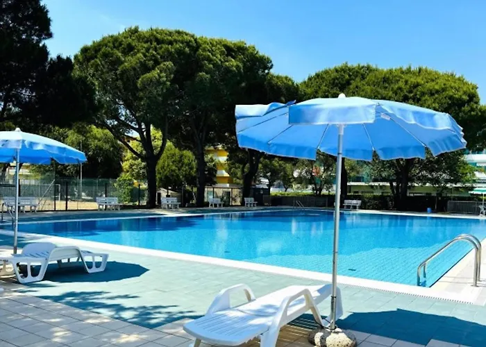 Cozy With Pool Access Bibione