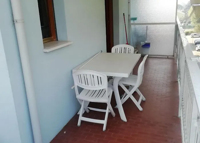 Cozy With Pool Access